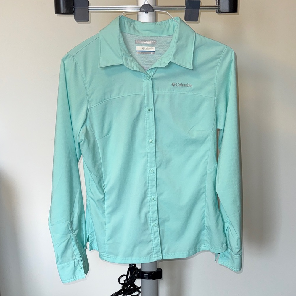 Columbia Omni-Shade Light Mint Green Long-Sleeve Lightweight Shirt, Small EUC
